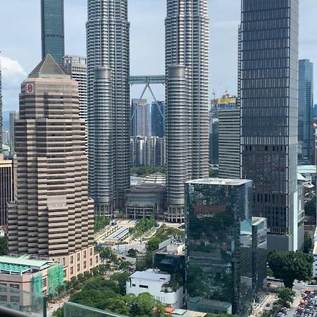 Legasi Kampung Baru Guest House By Rumahrehat Twin Tower View Kuala Lumpur Esterno foto